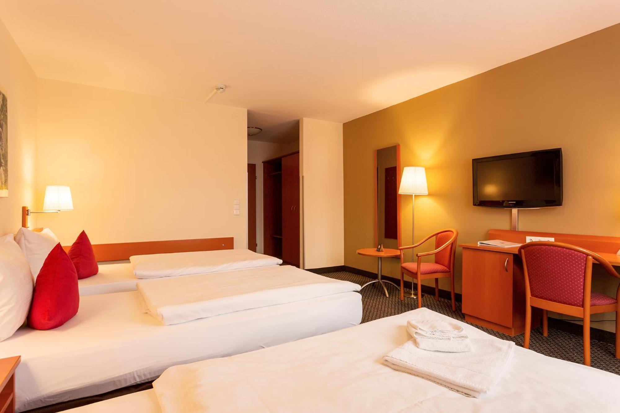 Central Hotel Loewen Фельдкірш Номер фото