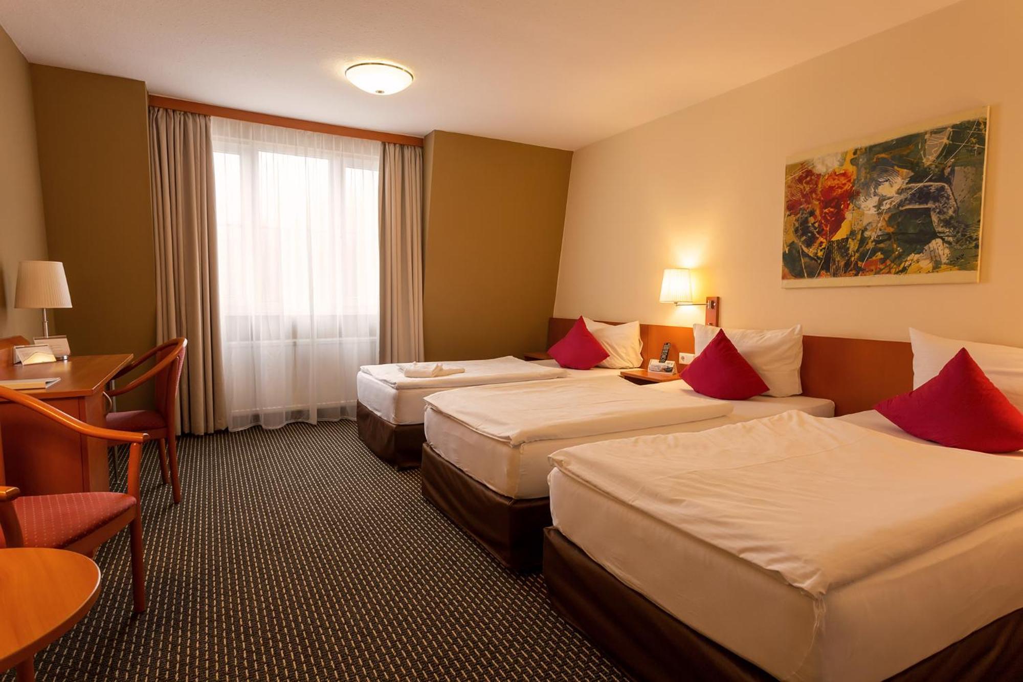 Central Hotel Loewen Фельдкірш Номер фото